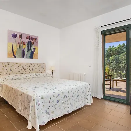 Gloria 2 Girona Villa *